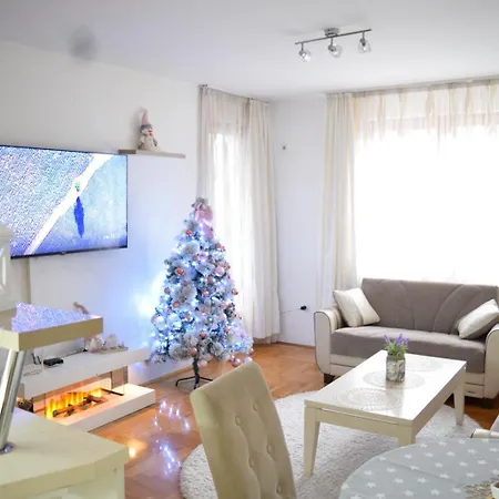My Place Апартаменты Lukavica